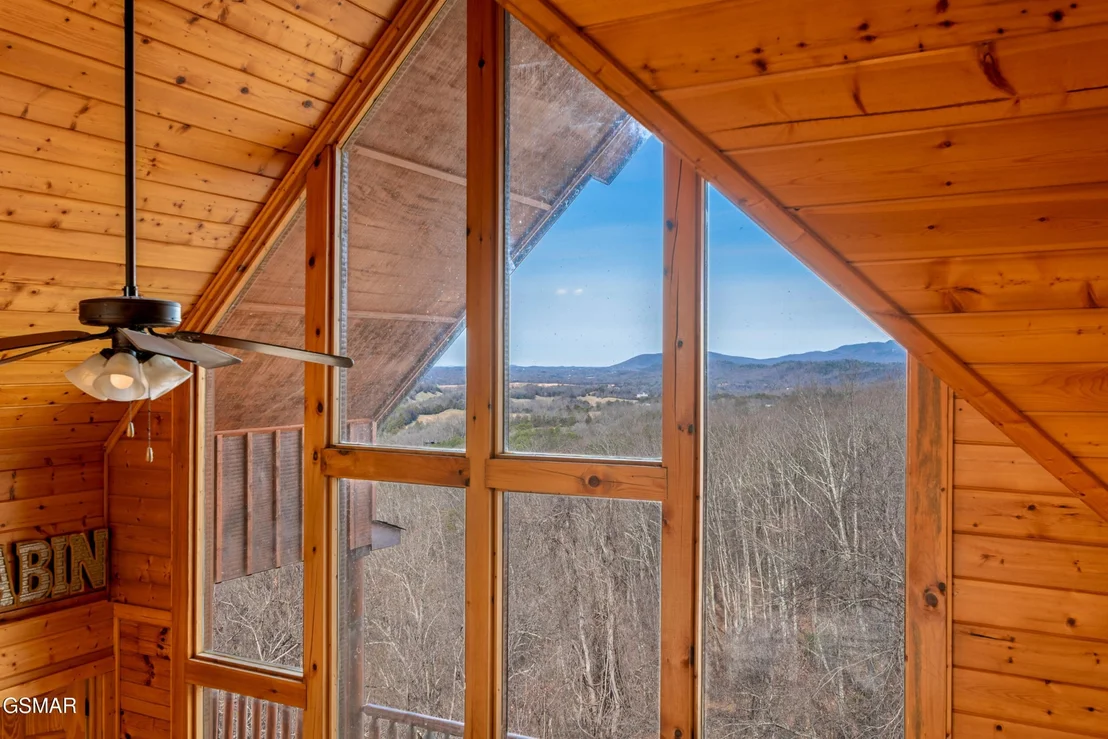 Photo of 1549 Bears Den Way