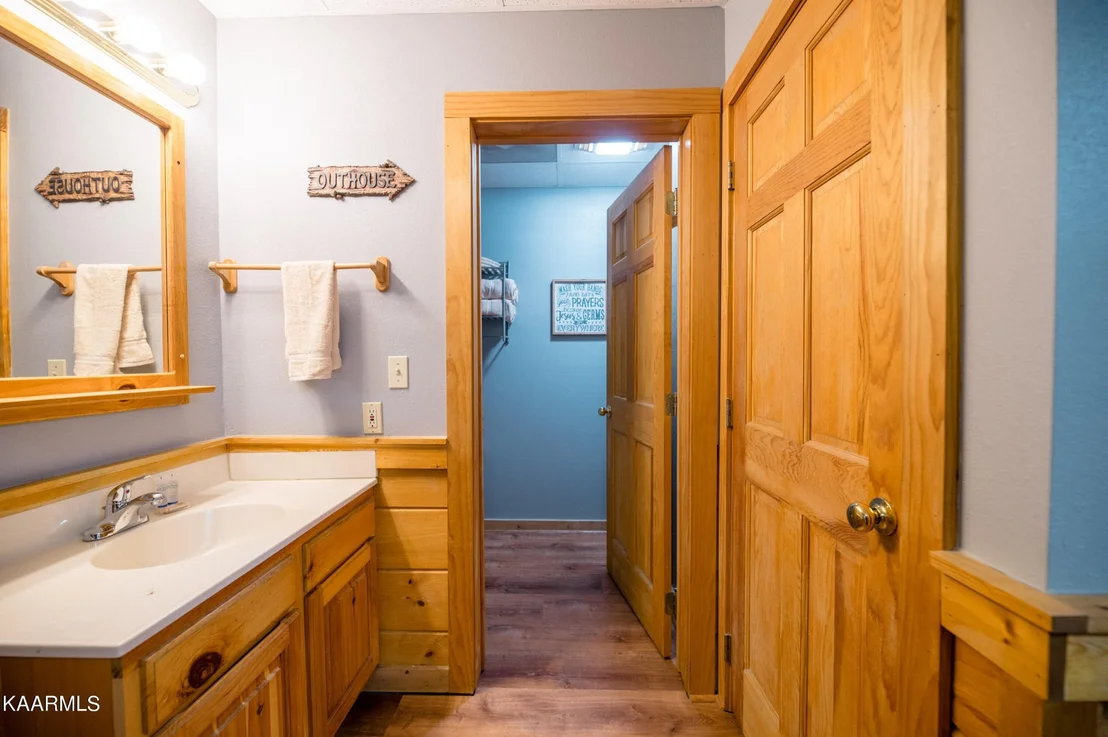 Photo of 704 Black Hawk Way