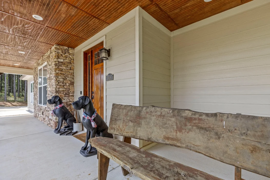Photo of 2485 River Bluffs Drive