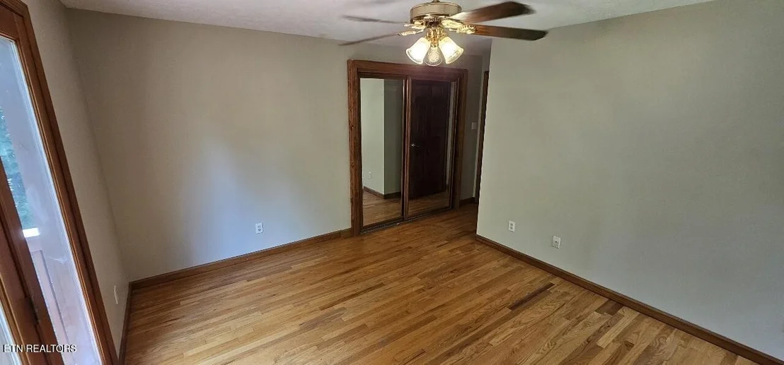 Photo of 360 Front St