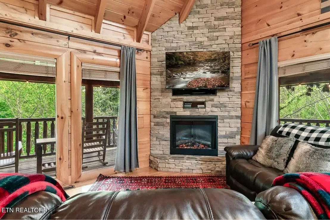 Photo of 2140 Bear Haven Way