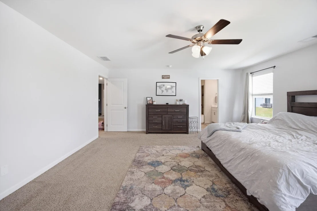 Photo of 49 Ridgelake Circle