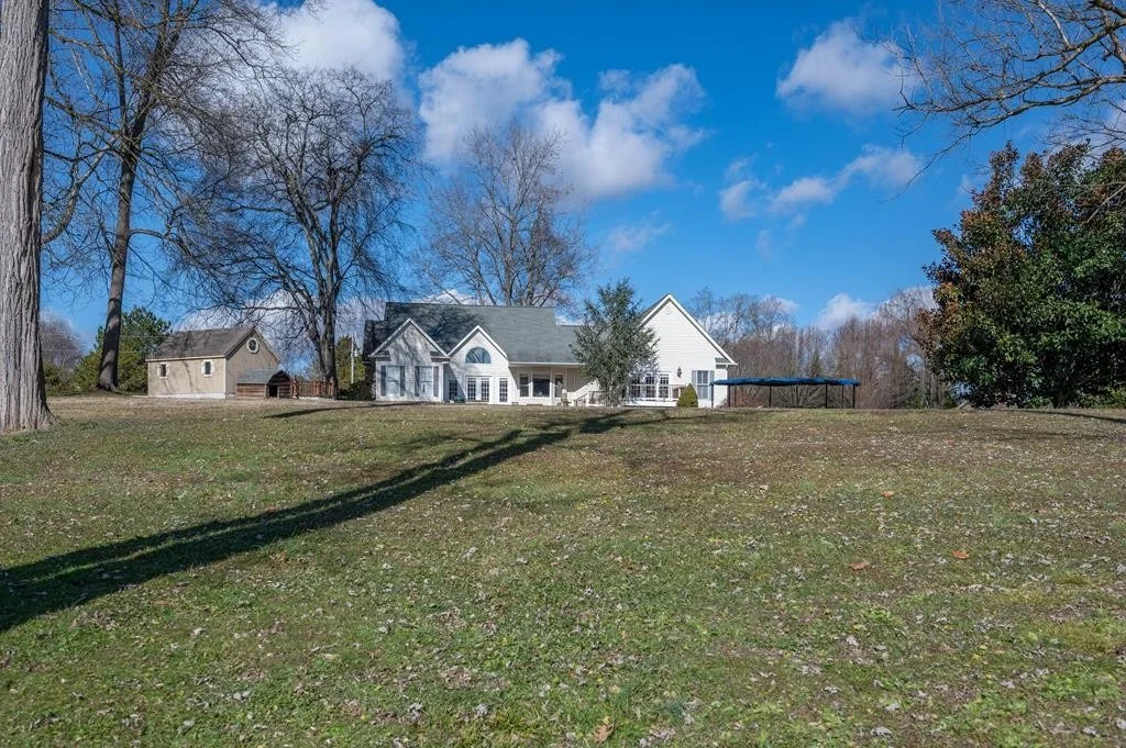Photo of 2970 Deep River Road