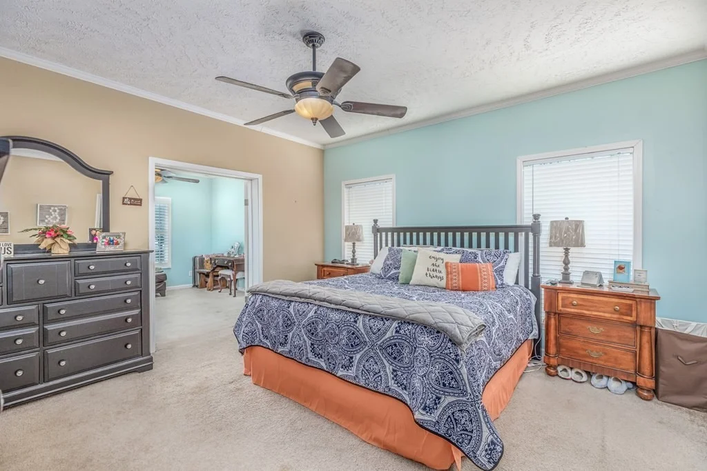 Photo of 552 JONES Circle