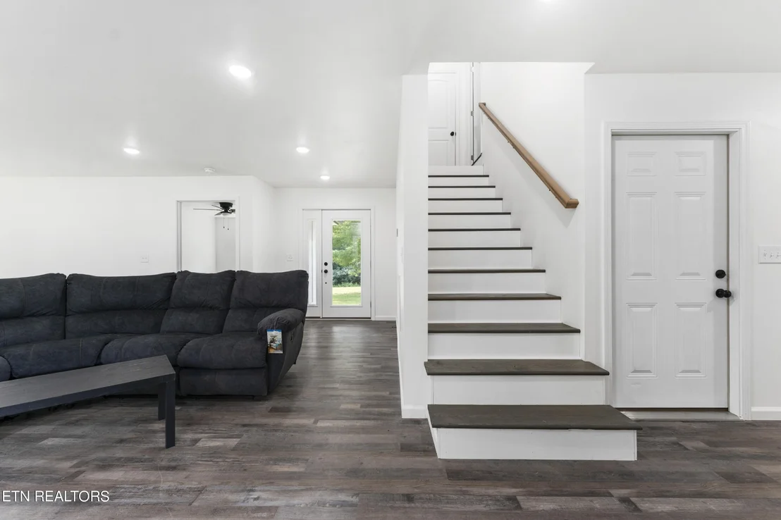 Photo of 178 Jay Loop