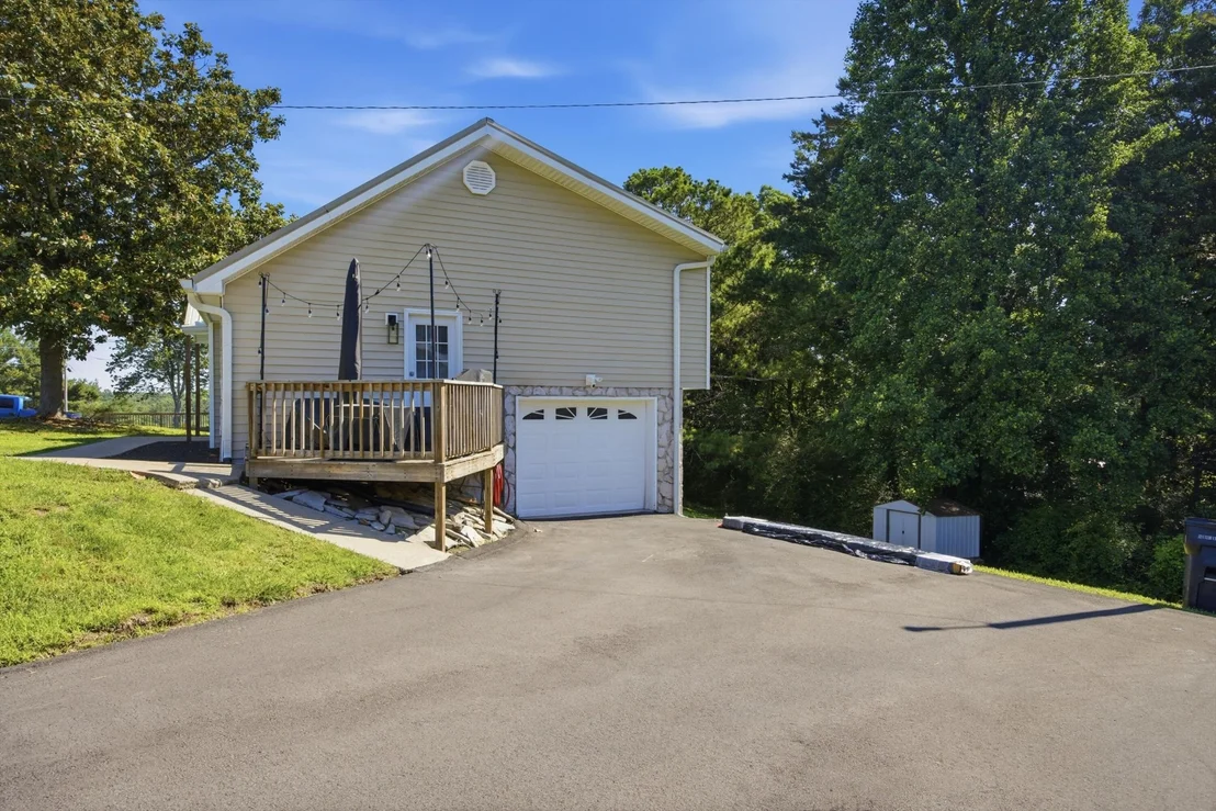 Photo of 36 Crest Circle