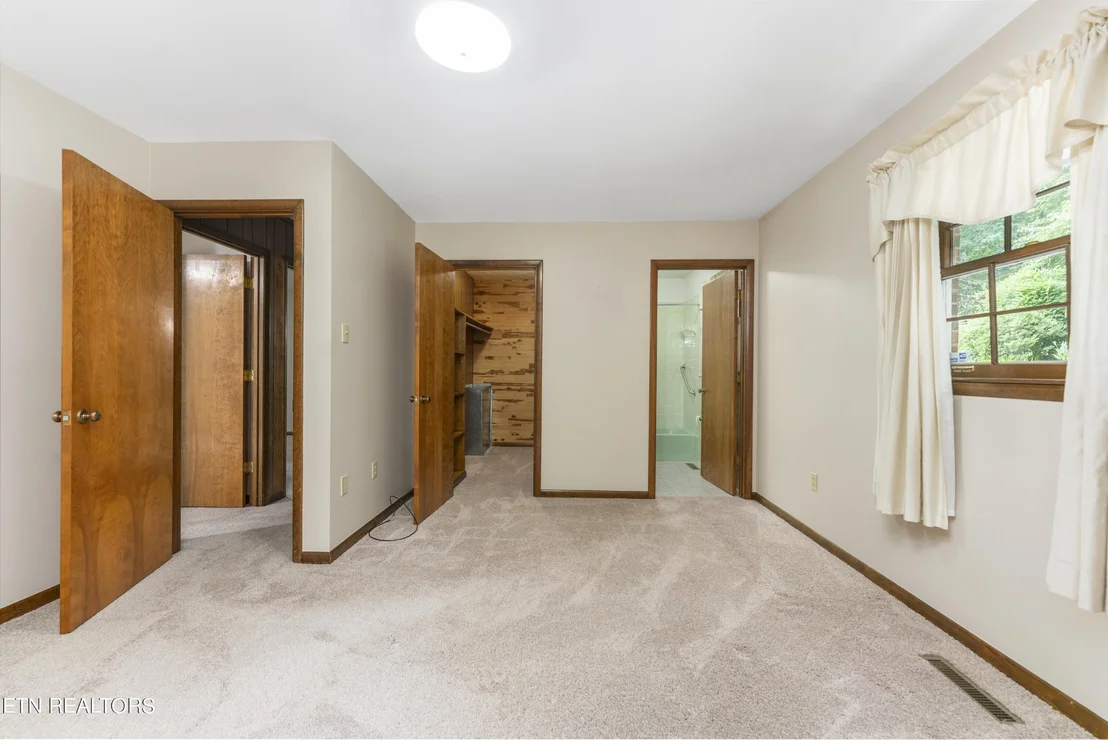 Photo of 149 Glenn Circle