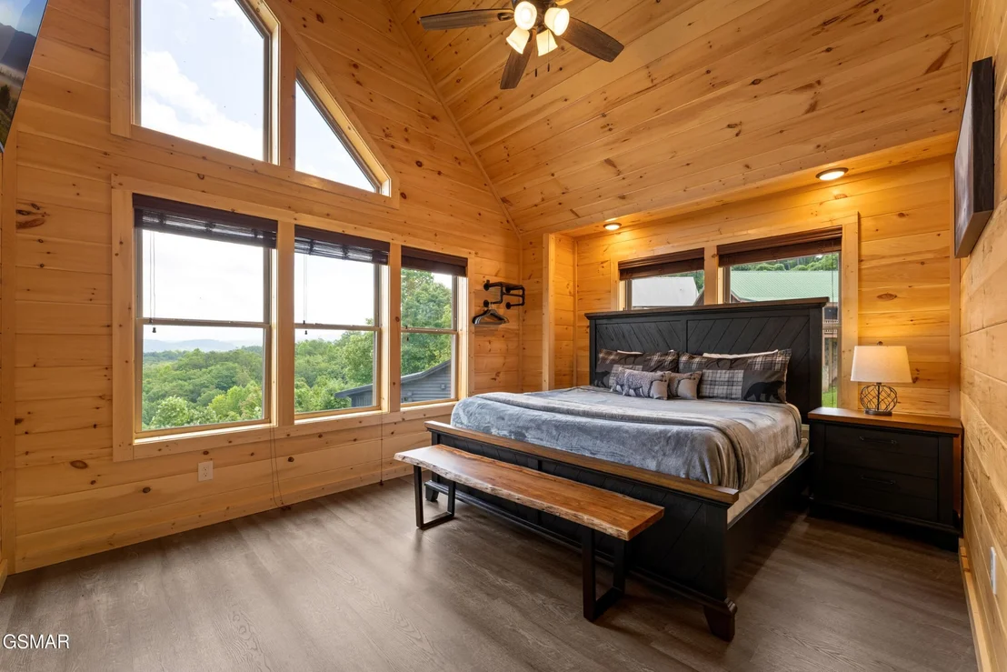 Photo of 812 Peak Lp Way