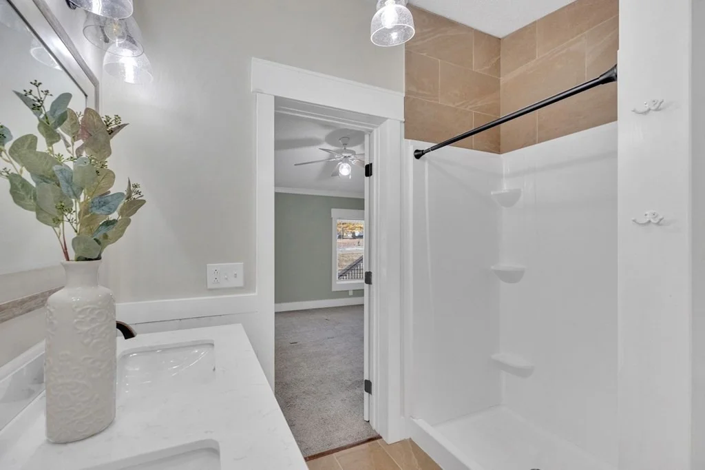 Photo of 2220 Enka