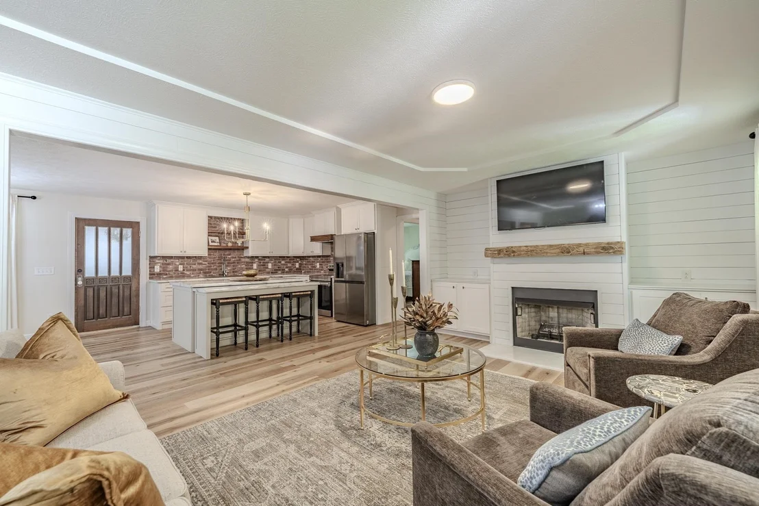 Photo of 330 ROBIN HOOD LOOP