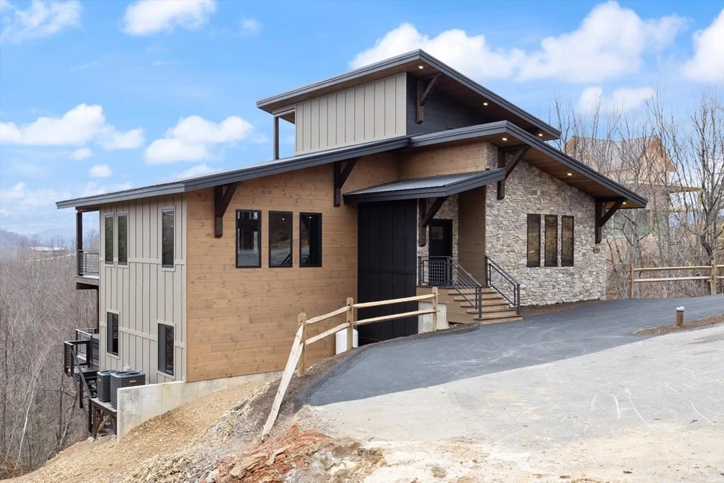 Photo of 2253 Lone Ridge Drive