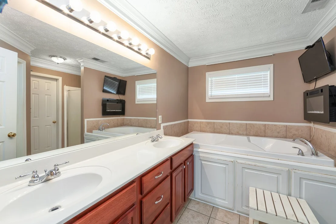 Photo of 966 Cooper Anderson Rd