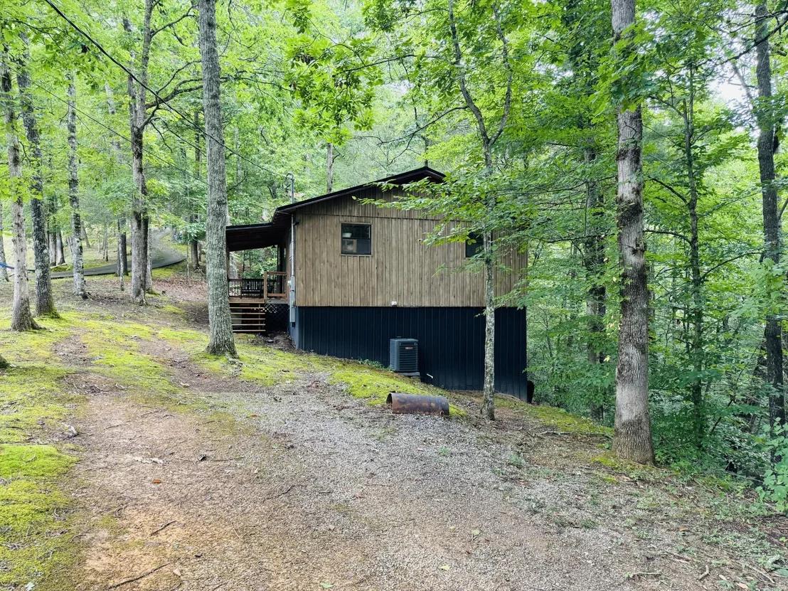 Photo of 1080 Shell Mountain Road