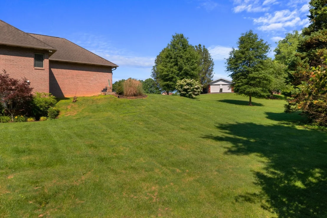 Photo of 314 Riverdale Drive