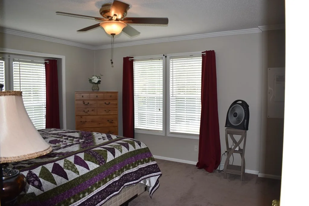 Photo of 1210 Turf Way