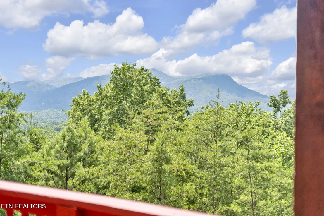 Photo of 2868 Pine Haven Drive