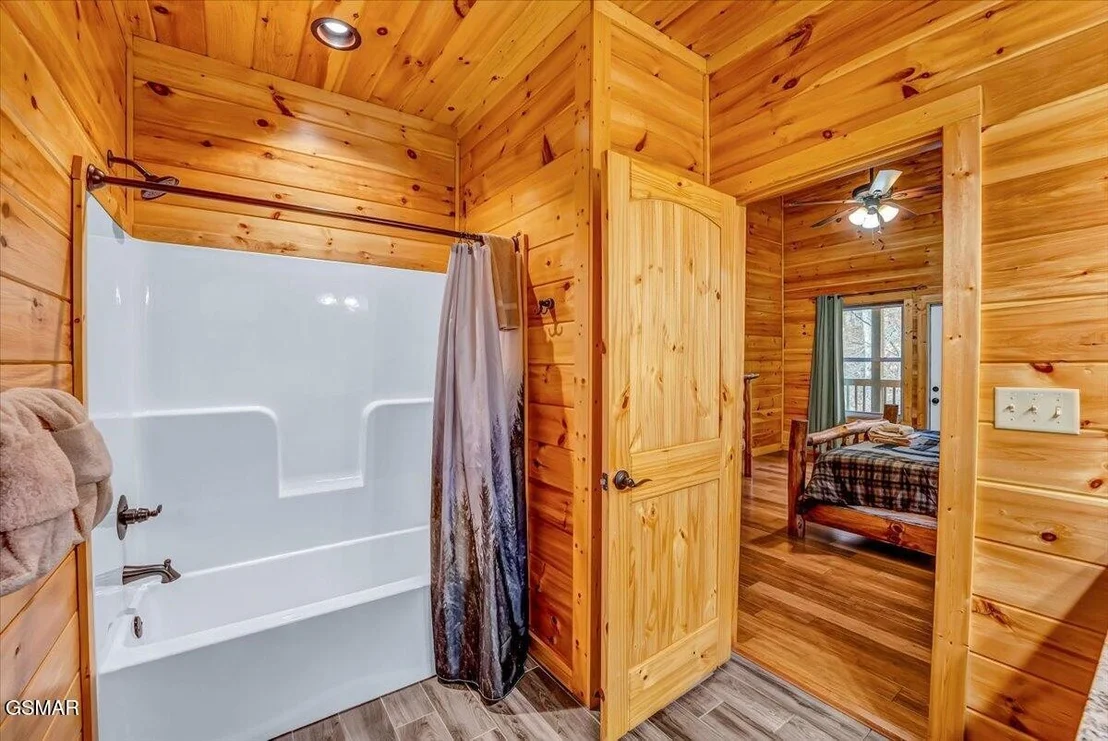 Photo of 2740 Mountain View Circle