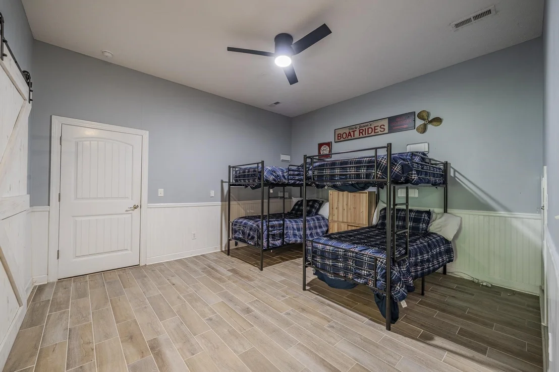 Photo of 120 KNOTTY OAKS TRL