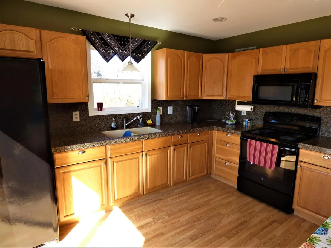 Photo of 860 Plainview Drive