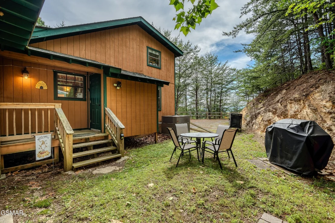 Photo of 1827 Timber Ridge Way