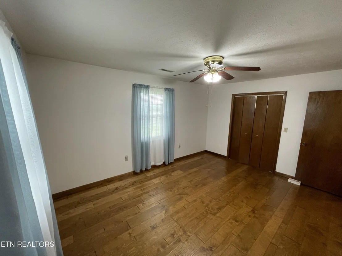 Photo of 421 Woods View Circle