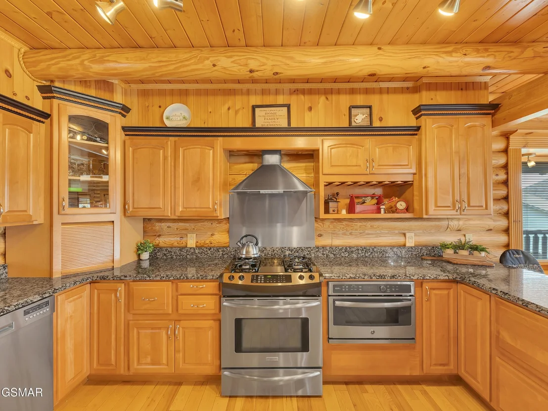 Photo of 838 Pinnacle Drive