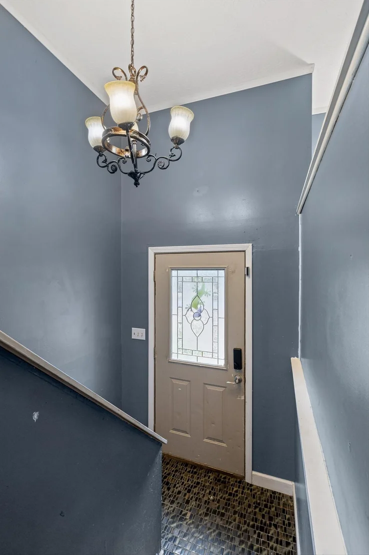 Photo of 321 Thacker Lane