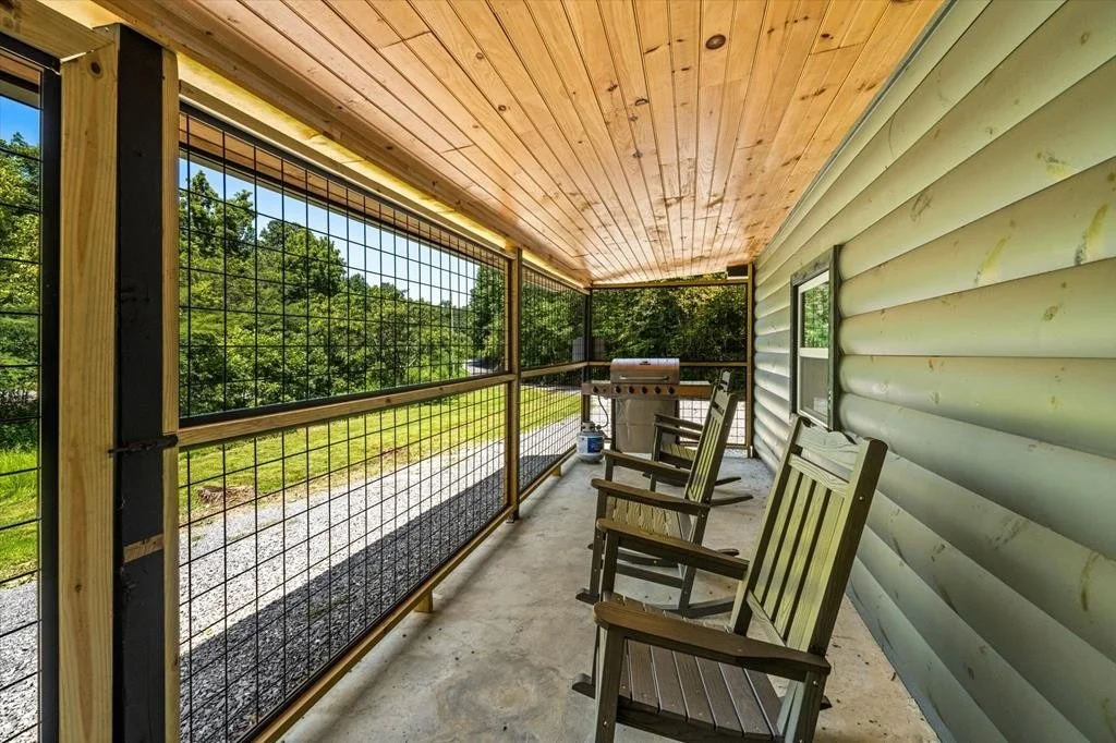 Photo of 901 Sharp Hollow Road