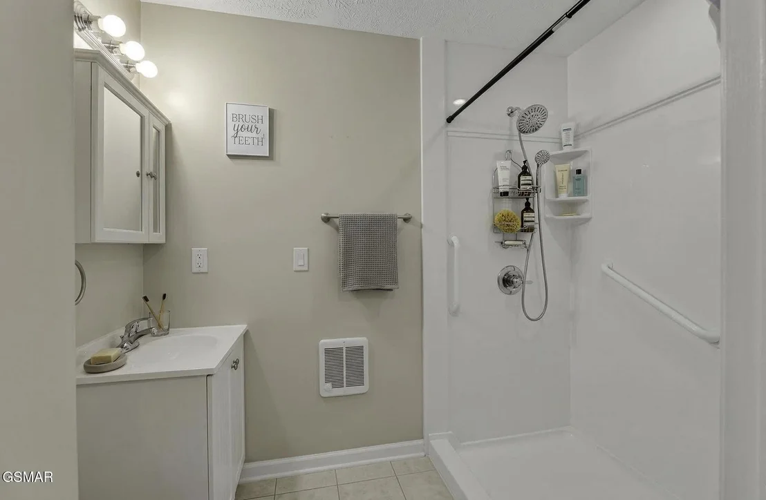 Photo of 477 Klondike Circle