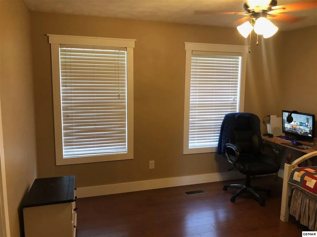 Photo of 906 Brenna