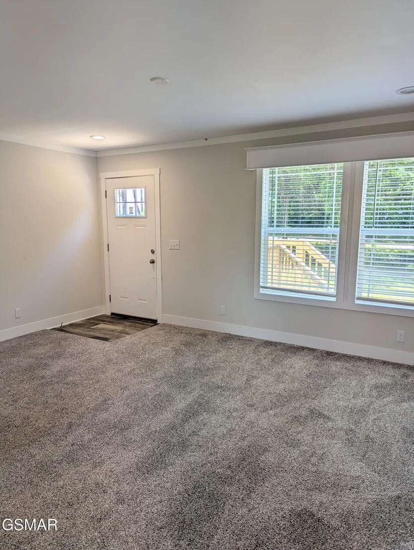 Photo of 141 Hill Loop