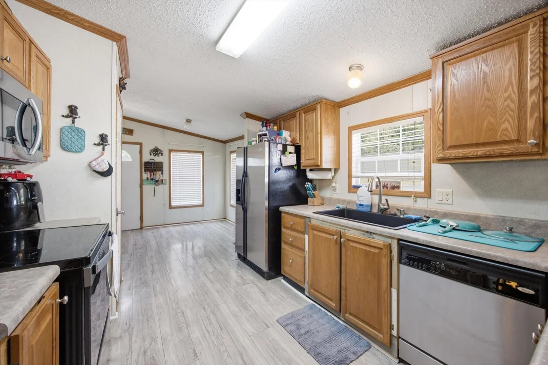 Photo of 312 Eaves Ferry Road