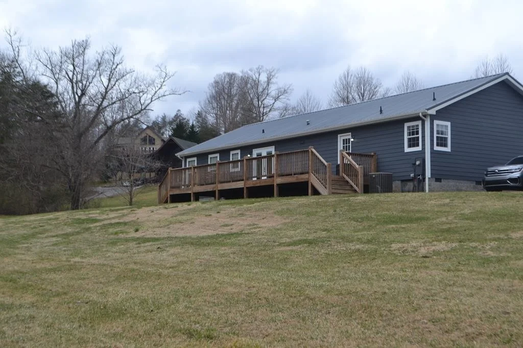 Photo of 3949 Roundtop Drive