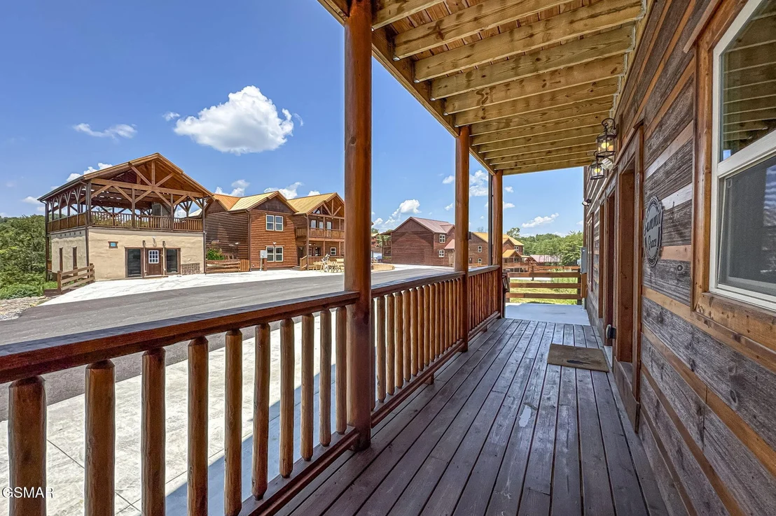 Photo of 2215 Jericho Way