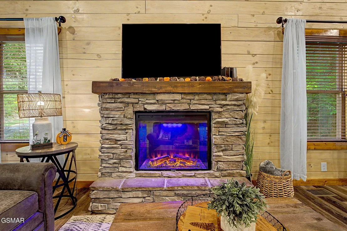 Photo of 1636 Eagle Springs Road