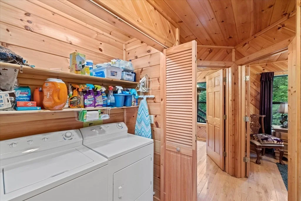Photo of 2737 Pine Crest Lane