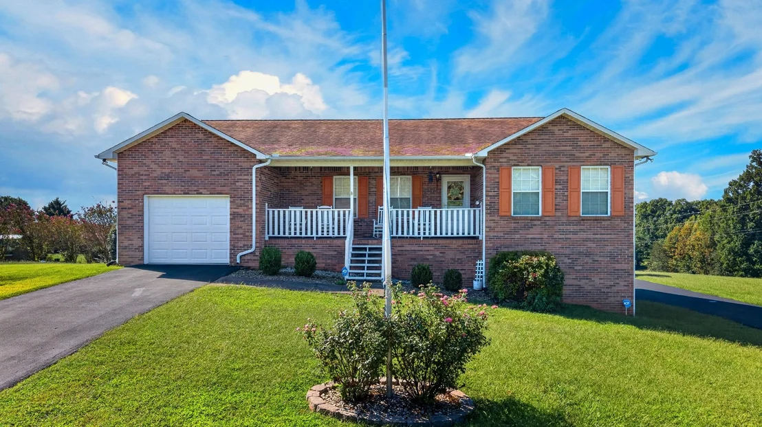 Photo of 664 Keene Cir