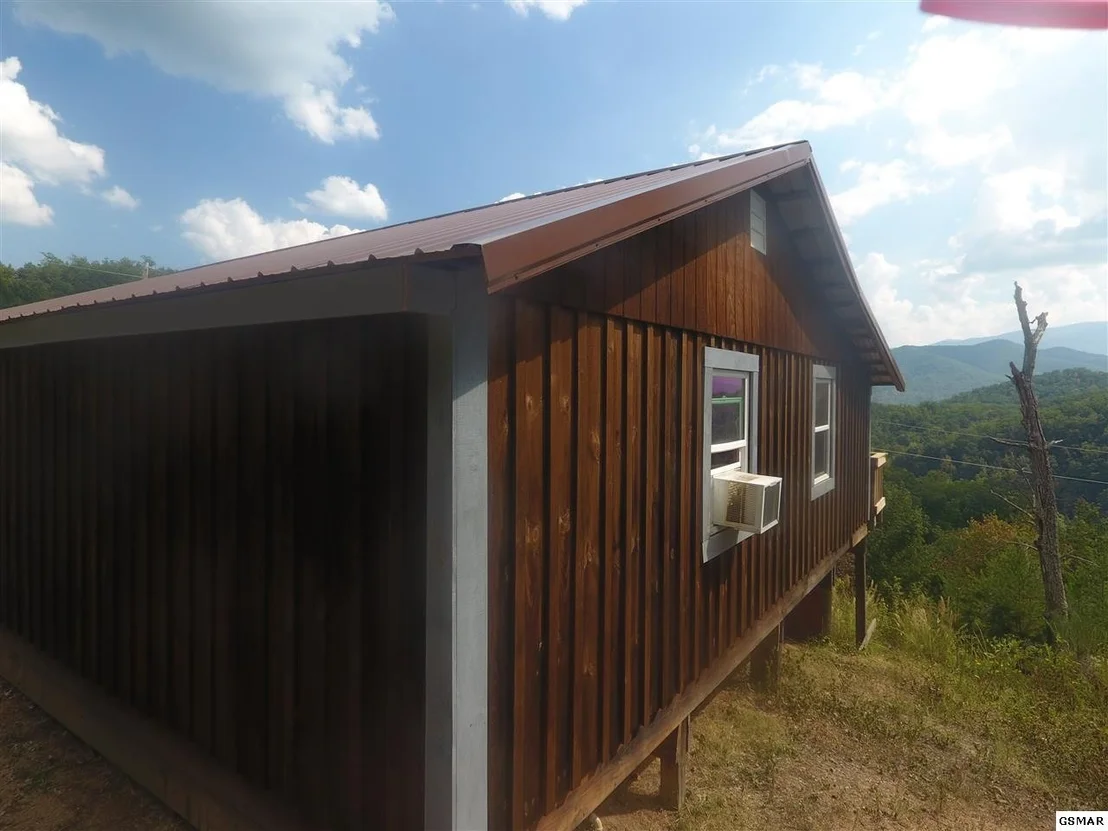 Photo of 3032 Arch Road