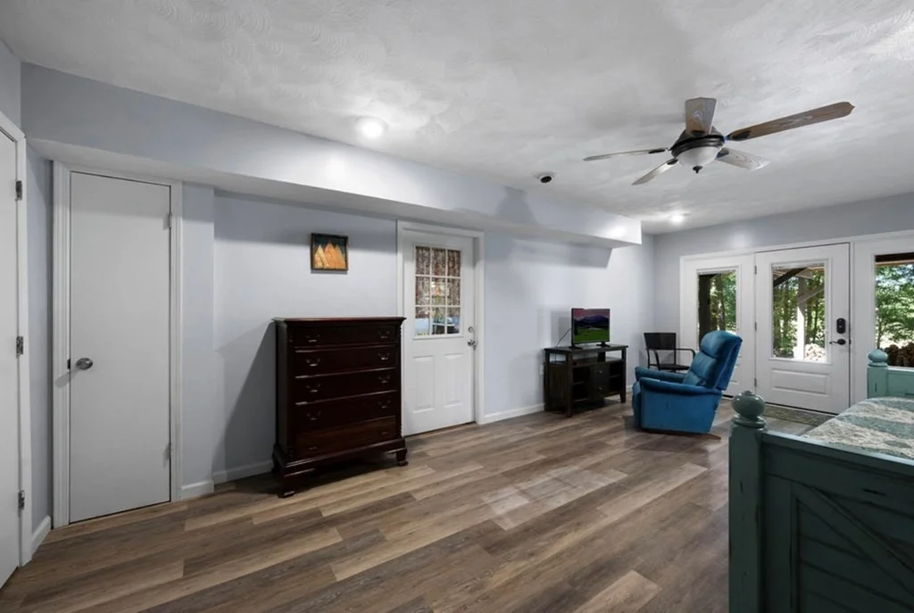 Photo of 3719 Thayer Lane