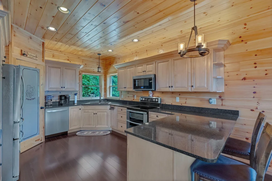 Photo of 2627 Mountain Blvd