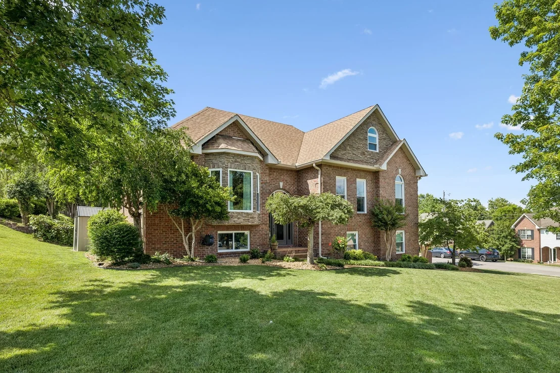 Photo of 1514 Brookstone Cir