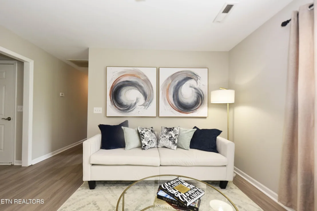 Photo of 10616 Bitteroot Way