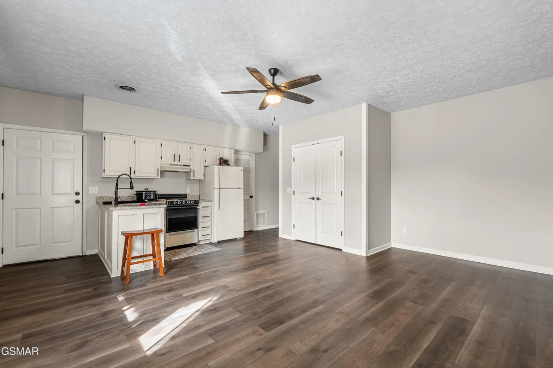 Photo of 1266 Sunrise Drive