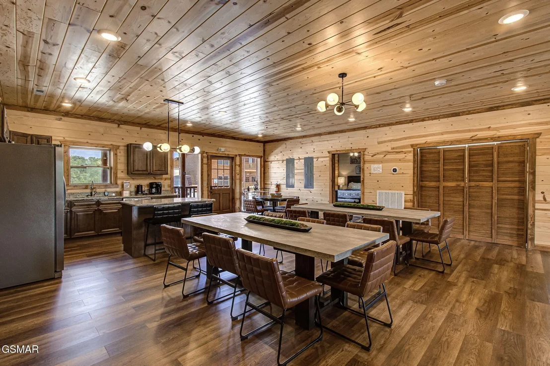 Photo of 2215 Jericho Way