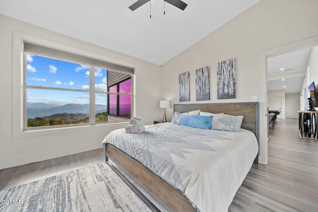 Photo of 3047 Mountaineer Trail