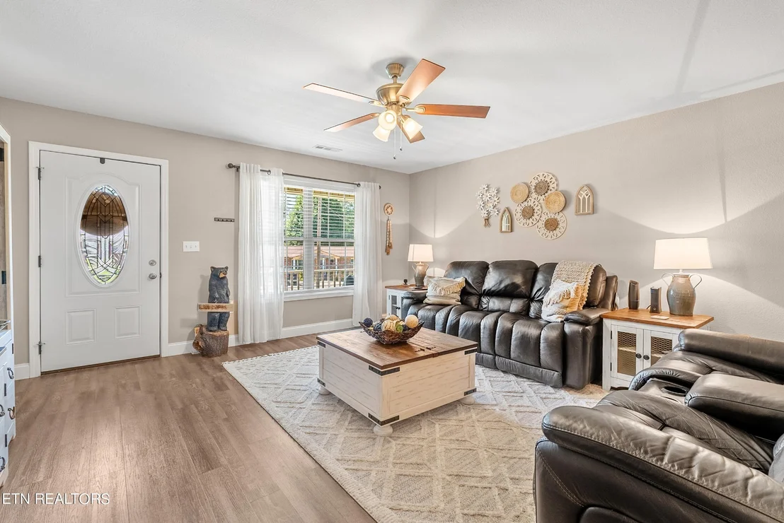 Photo of 314 Two View Rd