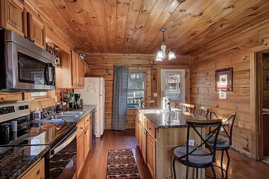Photo of 1663 Little Cabin Loop