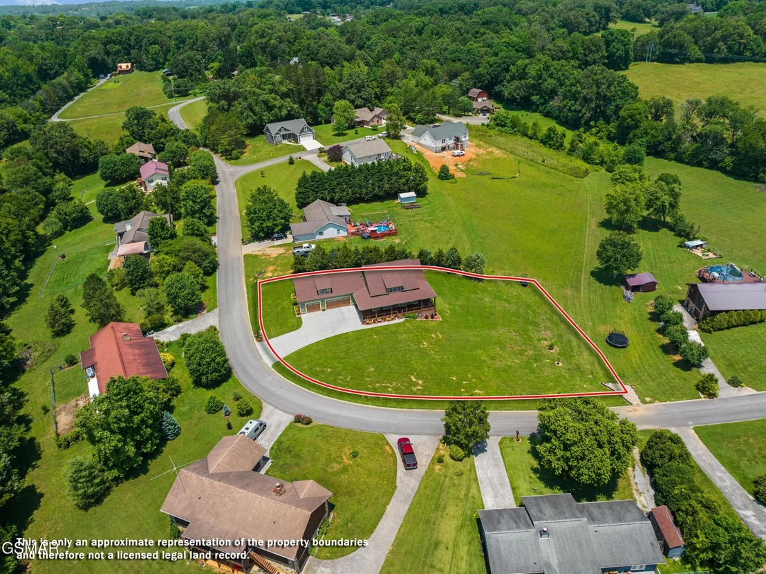 Photo of 2545 Amanda Lane