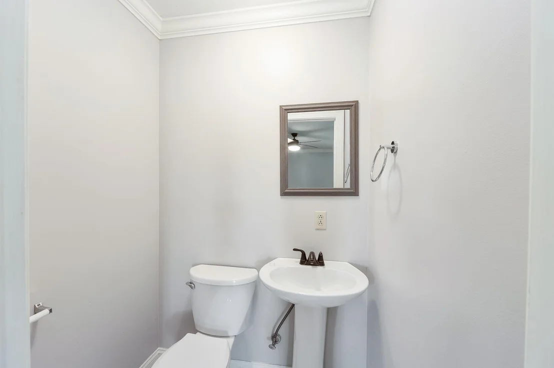 Photo of 135 DAVIS RD