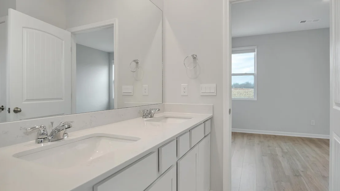 Photo of 4923 Sandringham Lane